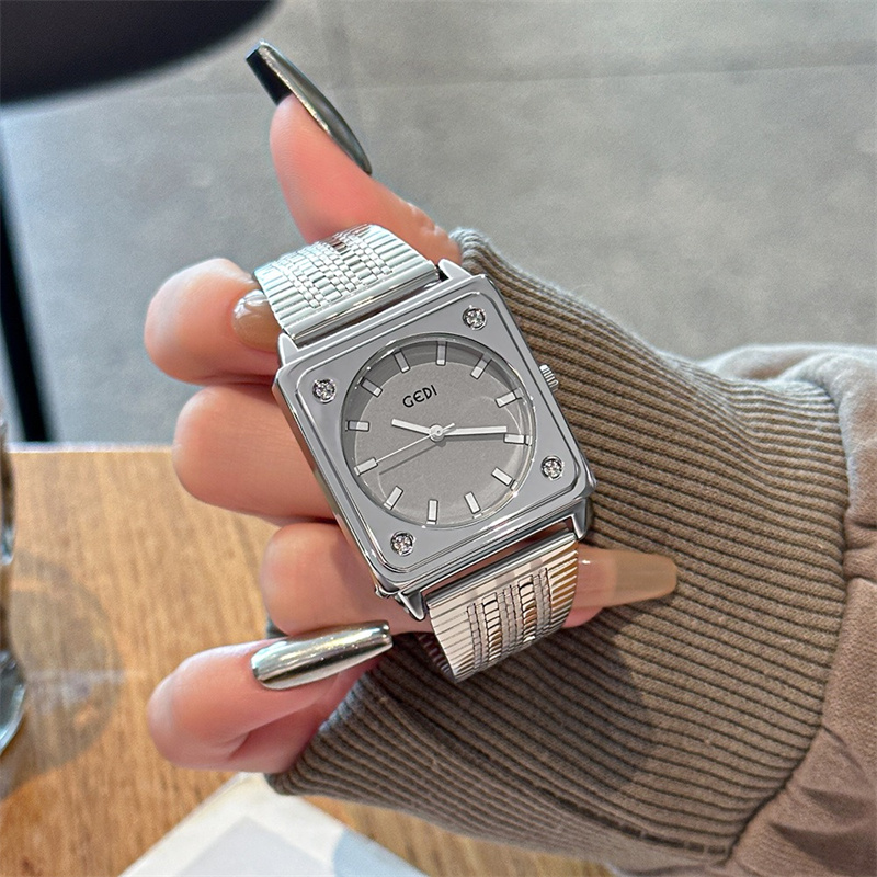 Luxury Watch Gift For Her - 미니멀하고 우아하며 독특한 사각형 다이얼의 스틸