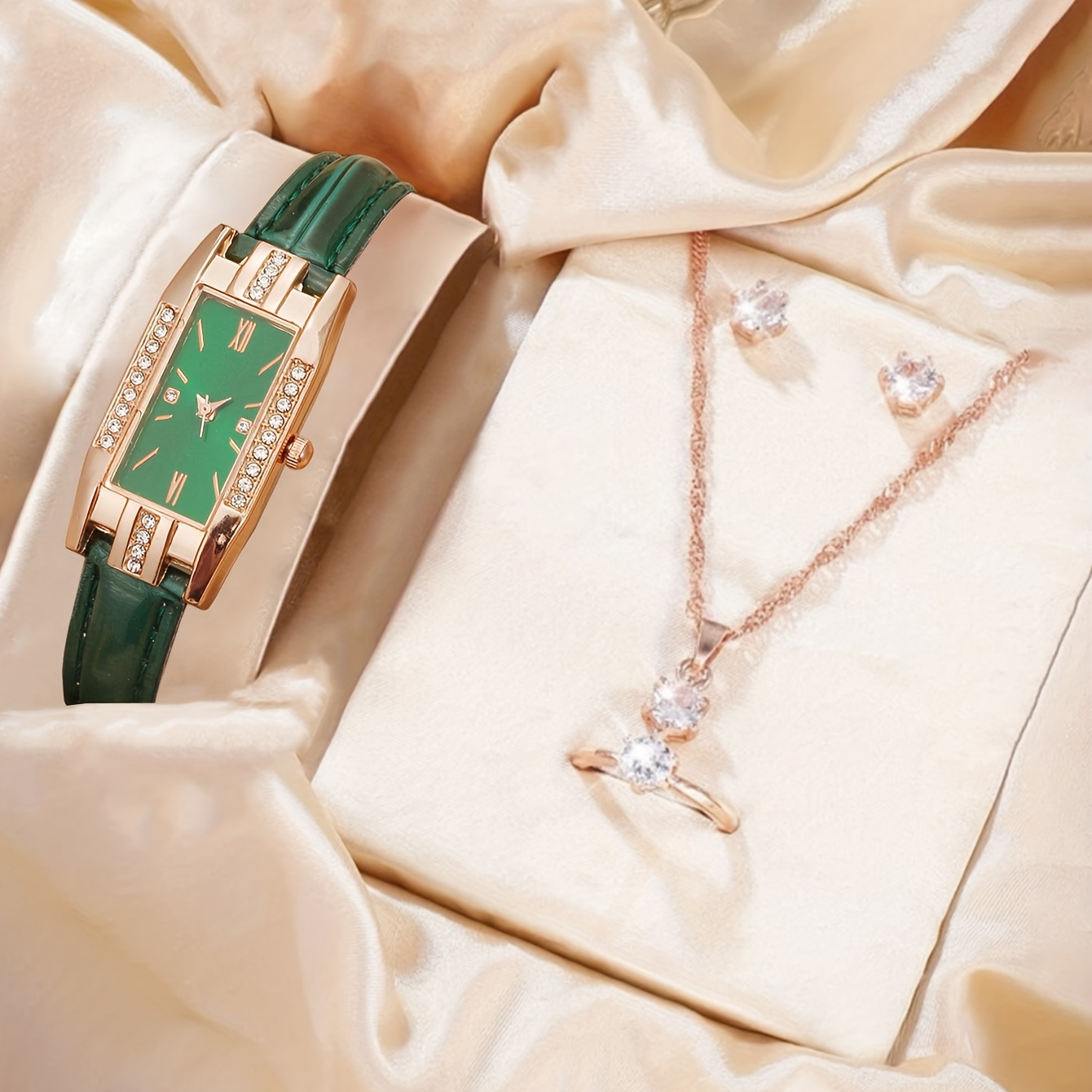 럭셔리 라인스톤 쿼츠 시계 바로크 패션 아날로그 PU  - Luxury Watch Gift For Her 리뷰 및 가격